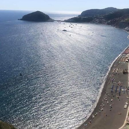 Il Giardino Lägenhet Barano dʼIschia Exteriör bild